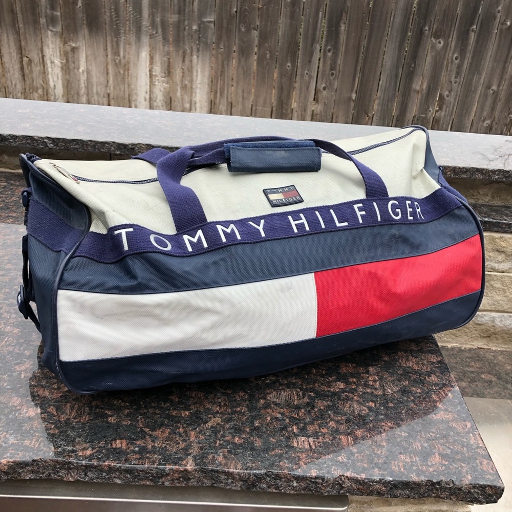 Tommy Hilfiger travel bag